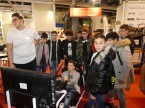 Die Besucherströme und das Interesse am AGVS Stand sind nicht zuletzt wegen dem attraktiven Formel 1 Simulator sehr gross 